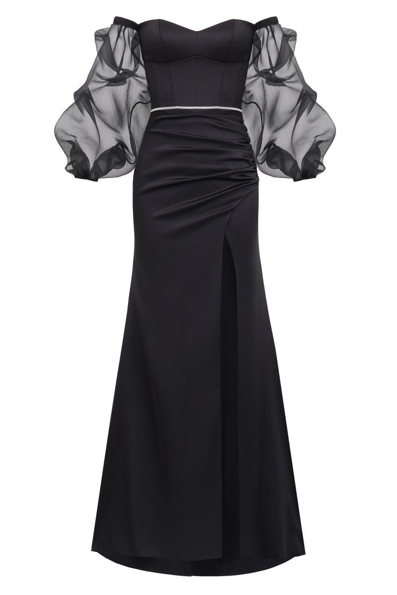 Sisi Black